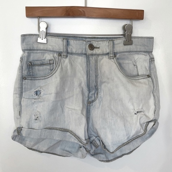 GARAGE | Junior Size 3 GARAGE Acid Wash Ripped Denim Jean Shorts - Picture 3 of 8
